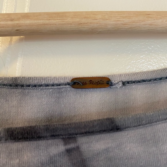 Top - Picture 2 of 2